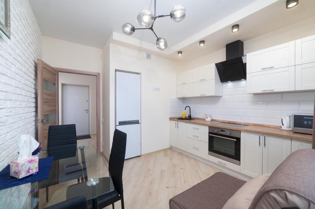 Апартаменты В Новом Доме Odessa Exterior foto